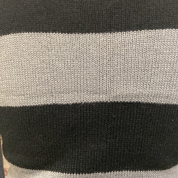 No Boundaries Sweaters No Boundaries Black And Gray Stripe Sweater